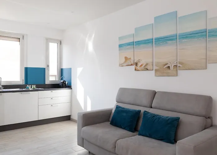 Casa Brezza Marina By Wonderful Italy Апартаменты *